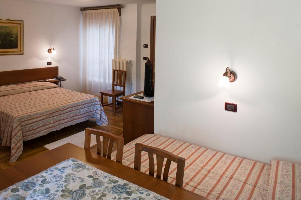 Albergo Castello Da Bonino Champorcher Exterior foto